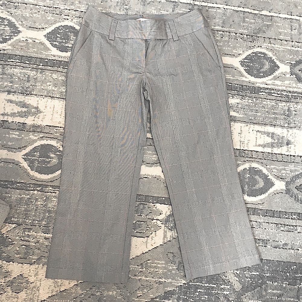 Xhilaration stretch Capri pants